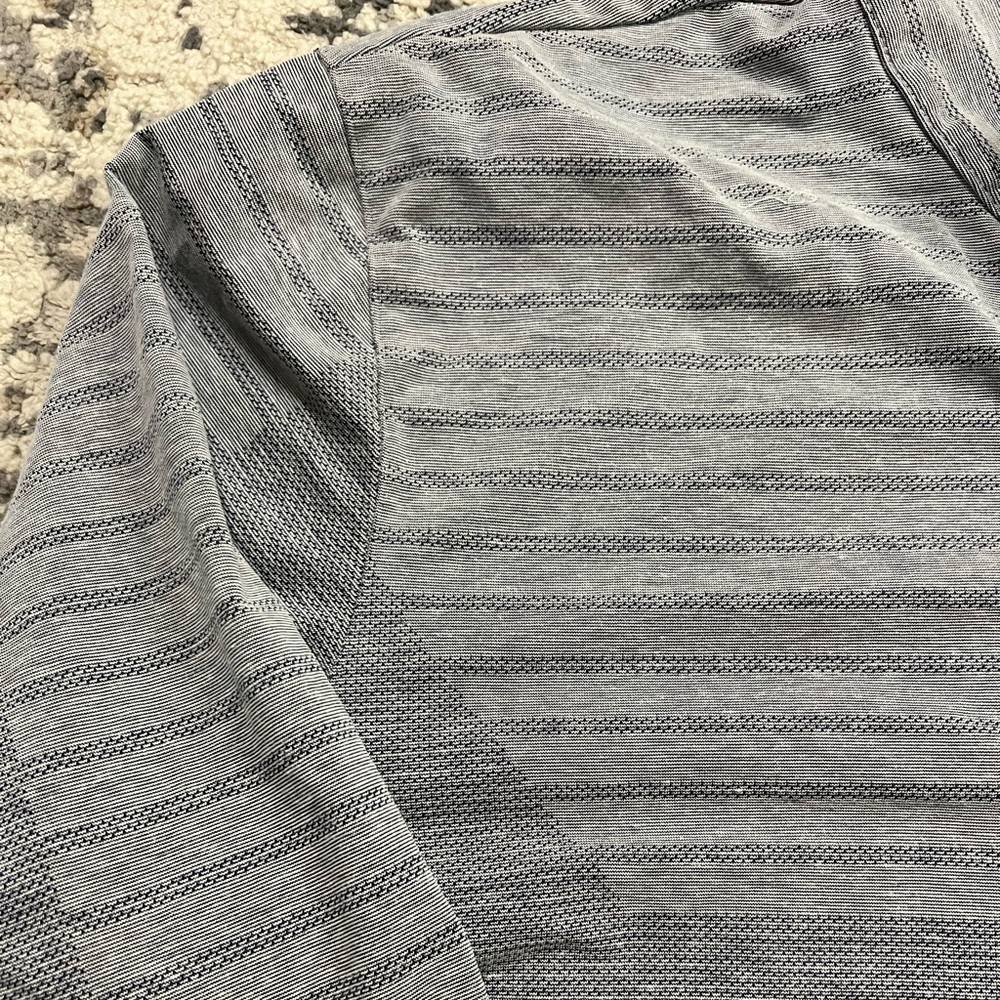 Puma‎ Striped Gray Pullover - Picture 3 of 8